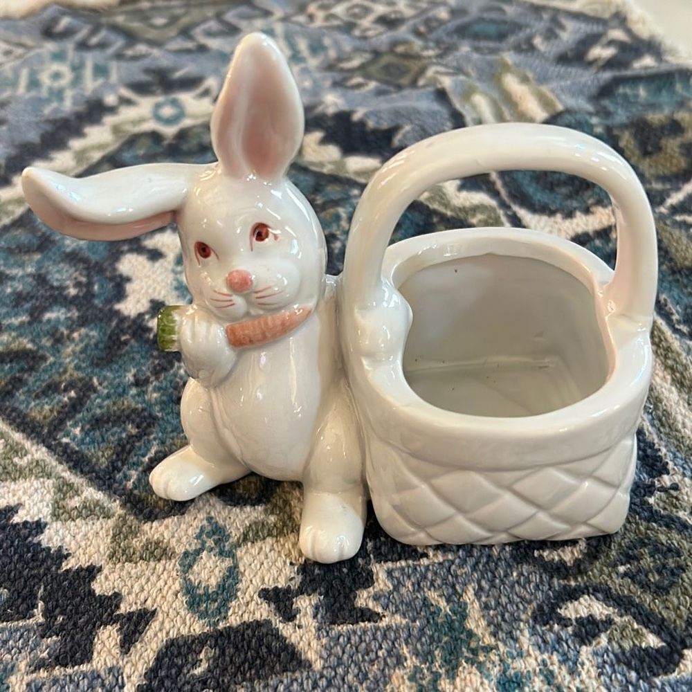 Fitz & Floyd Rabbit with Basket